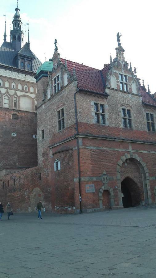 W Kamienicy Appartement Gdańsk Buitenkant foto